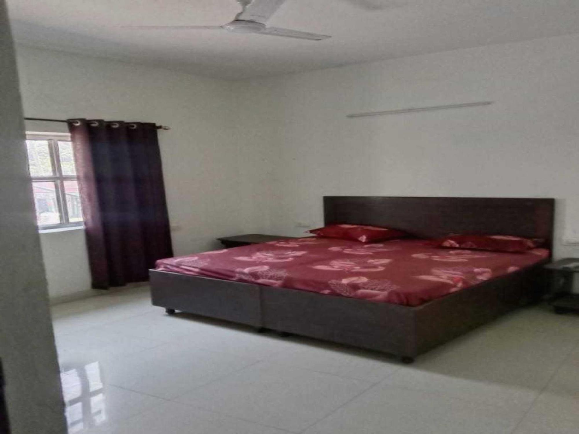 Spot On Hotel Deepak Palace อัมริตสา ภายนอก รูปภาพ
